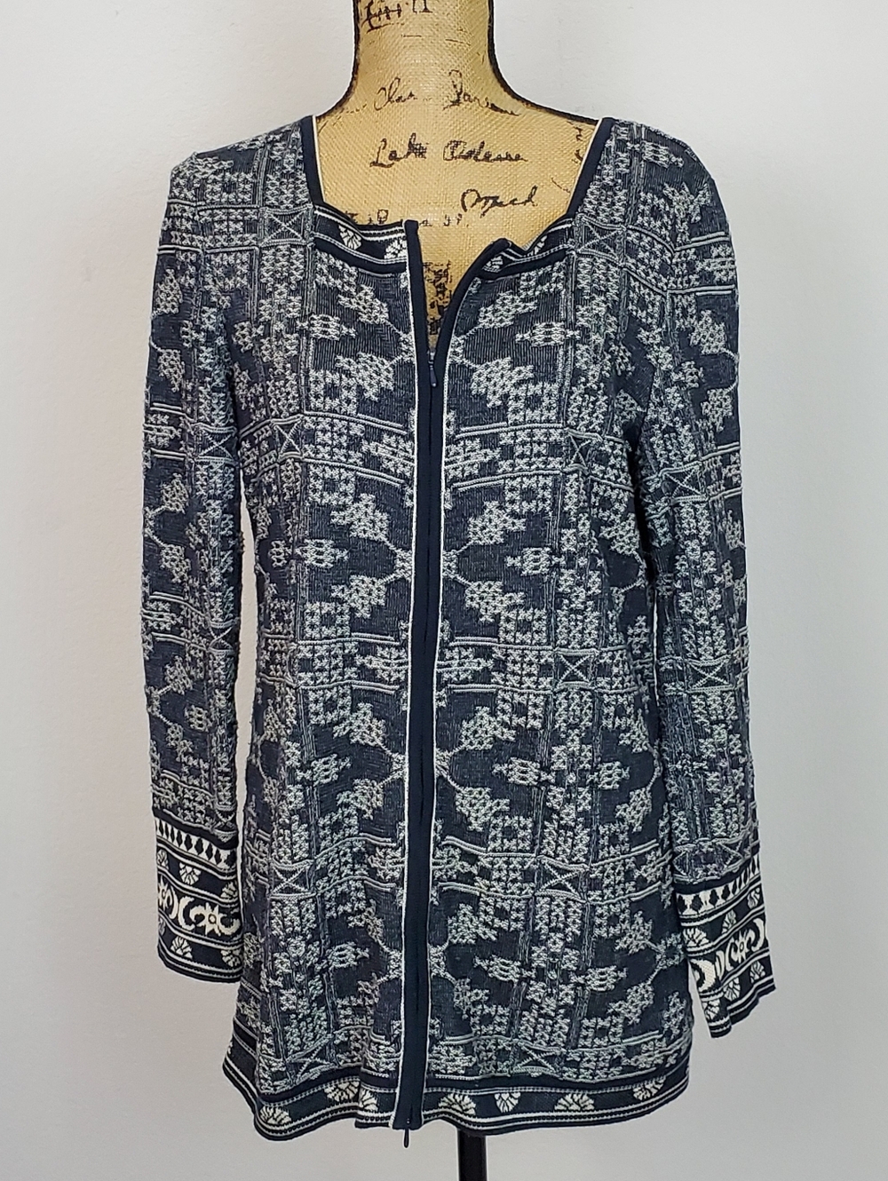 Peruvian Connection Zipped Cardigan Sz M